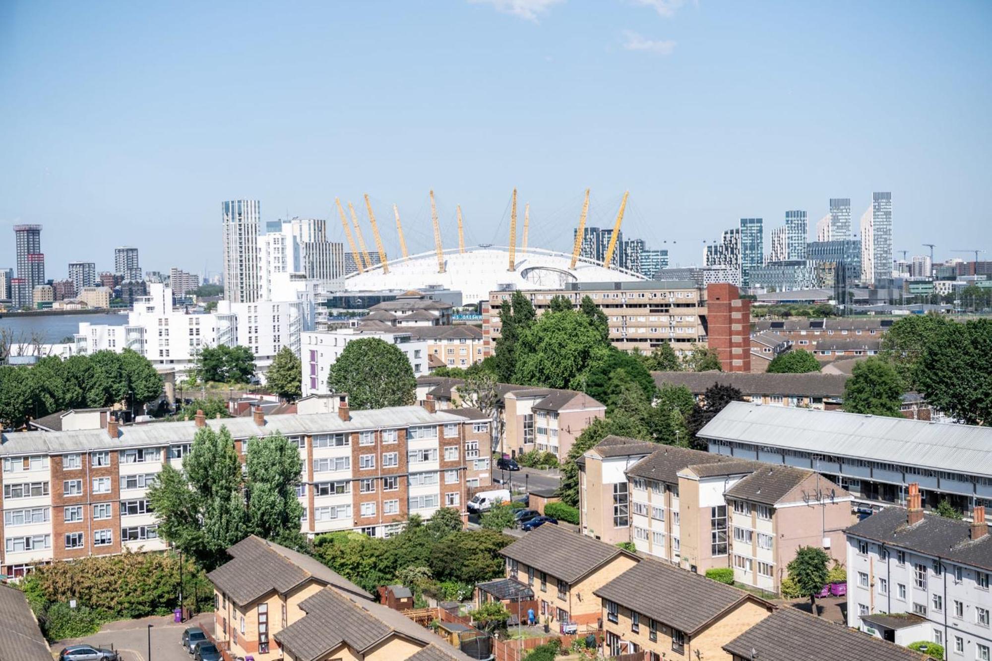 Canary Wharf Retreat With Free Secure Parking London Exterior photo